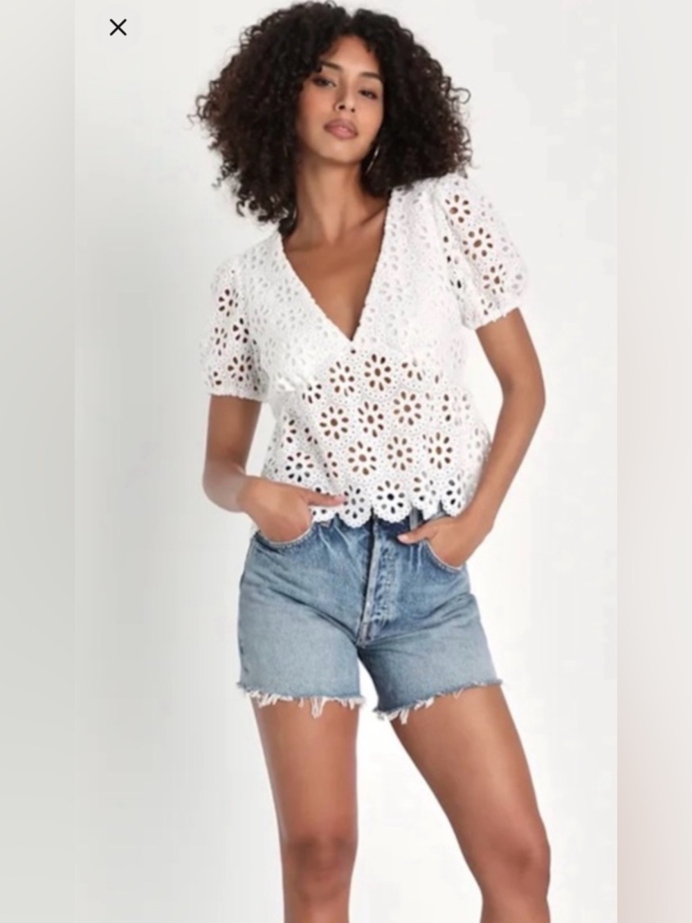 Lulus White Lacey Crop Top Floral Detail Scalloped Hem Flirty Plunge V-Neck SM